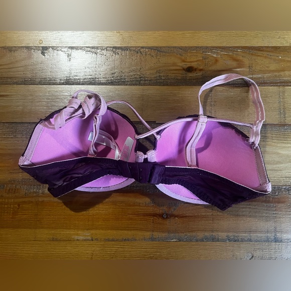 Pink Bra - Picture 3 of 4